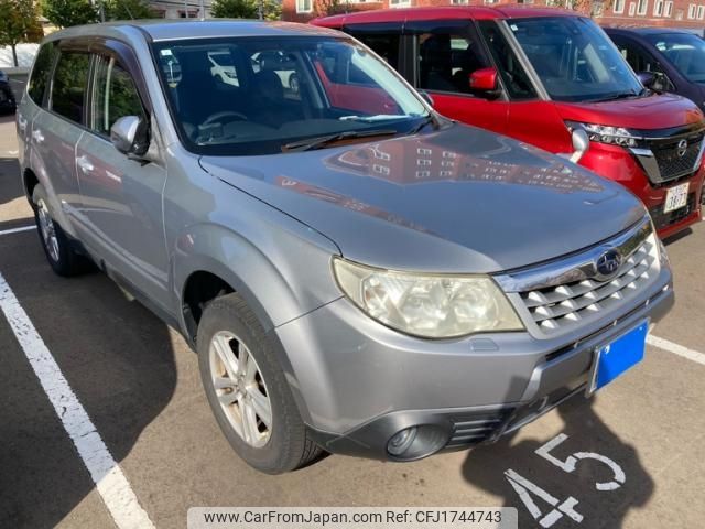 subaru forester 2011 CFJ1744743 image 2