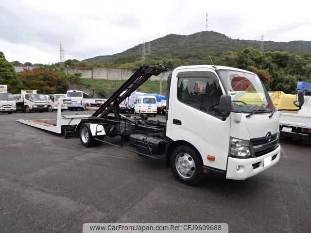 hino dutro 2015 CFJ9609688 image 2