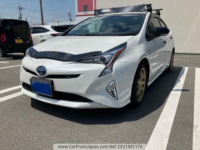 toyota prius 2017 CFJ1501176 image 1