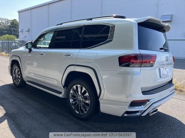 toyota land-cruiser 2022 CFJ1563397 image 2