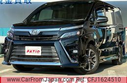 toyota voxy 2018 CFJ1624510