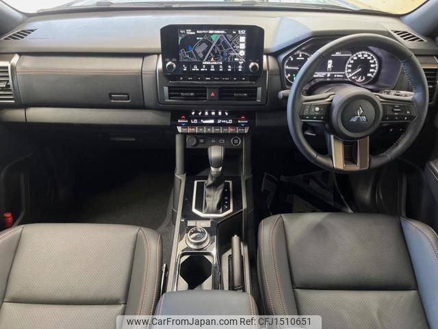 mitsubishi triton 2024 CFJ1510651 image 2