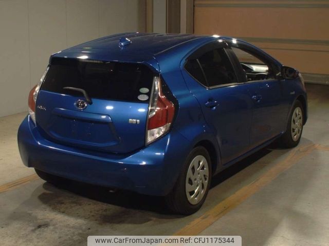 toyota aqua 2017 -TOYOTA--AQUA NHP10-6583576---TOYOTA--AQUA NHP10-6583576- image 2