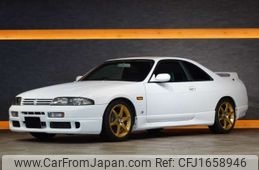nissan skyline 1996 CFJ1658946