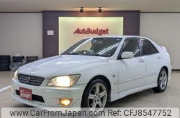 toyota-altezza-2003-2200-car_e00c3718-3baf-4c3f-9f90-d88c8473383e