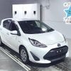 toyota aqua 2018 -TOYOTA--AQUA NHP10-6735910---TOYOTA--AQUA NHP10-6735910- image 1