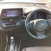 toyota c-hr 2017 quick_quick_DAA-ZYX10_ZYX10-2081431 image 3