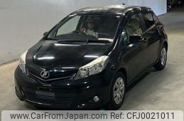 toyota vitz 2014 -TOYOTA--Vitz NSP130-2150672---TOYOTA--Vitz NSP130-2150672-