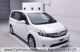 toyota isis 2012 CFJ1610129