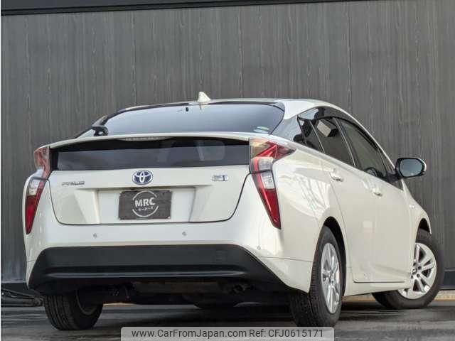 toyota prius 2018 quick_quick_DAA-ZVW50_ZVW50-6130153 image 2