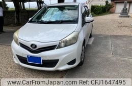 toyota vitz 2011 CFJ1647495