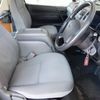 toyota hiace-commuter 2006 24630704 image 39