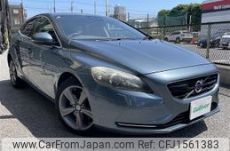 volvo v40 2013 CFJ1561383