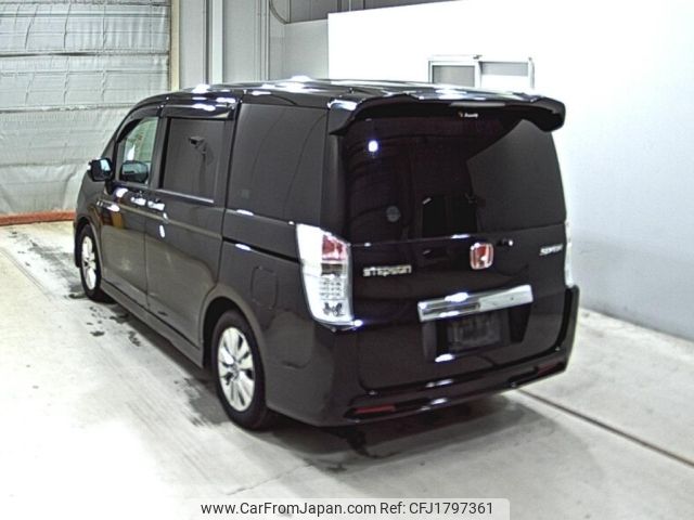 honda stepwagon 2011 CFJ1797361 image 2