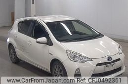 toyota aqua 2014 quick_quick_DAA-NHP10_2303586