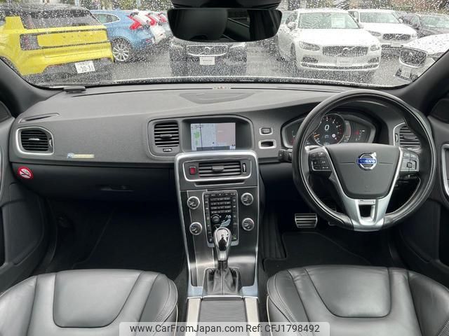 volvo v60 2014 CFJ1798492 image 2