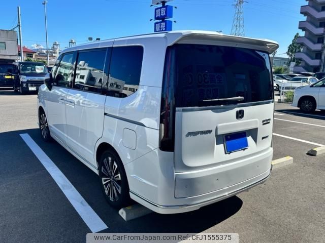 honda stepwagon 2024 CFJ1555375 image 2