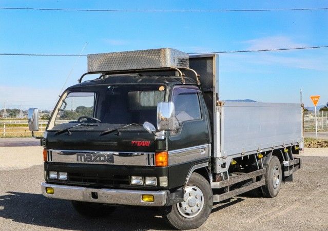 car_e05eb477-e107-4996-9617-