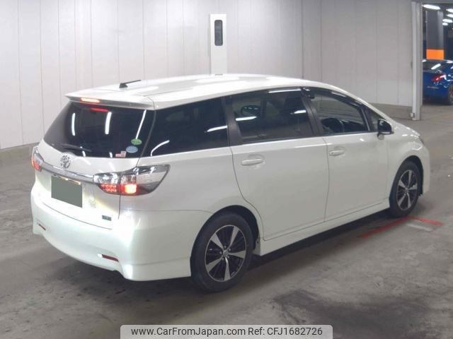 toyota wish 2013 CFJ1682726 image 2