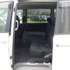 toyota voxy 2006 -TOYOTA--Voxy DBA-AZR60G--AZR60-3030069---TOYOTA--Voxy DBA-AZR60G--AZR60-3030069- image 10