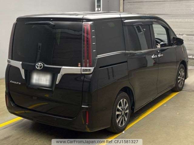 toyota esquire 2021 CFJ1581327 image 2