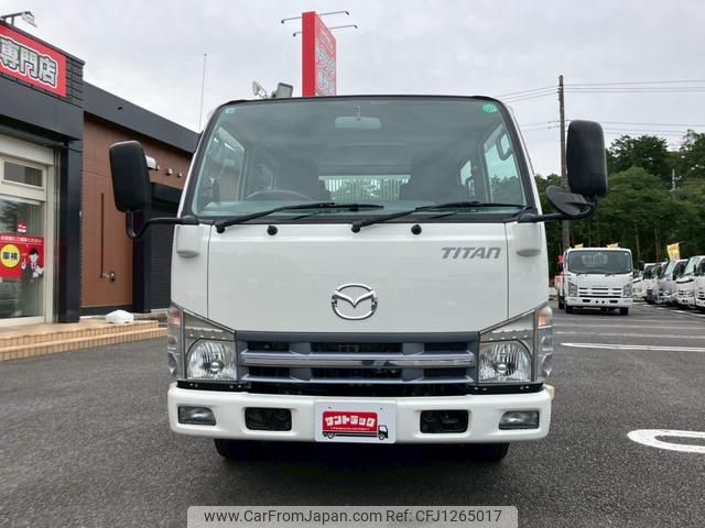 mazda titan 2014 CFJ1265017 image 2