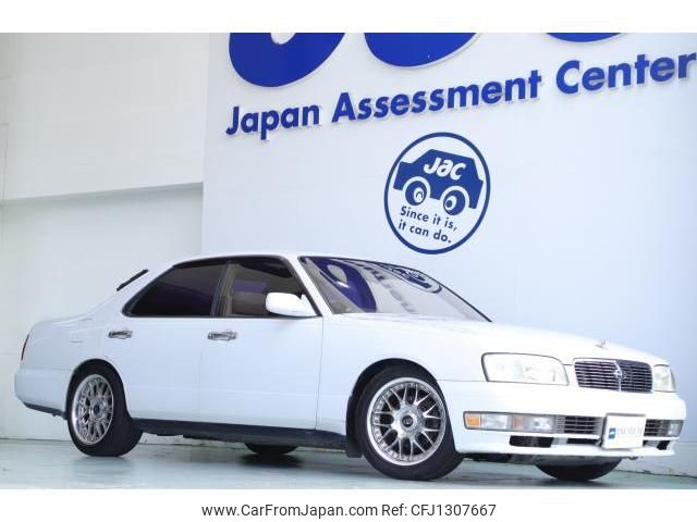 nissan gloria-van 1995 quick_quick_E-HY33_HY33-200952 image 1