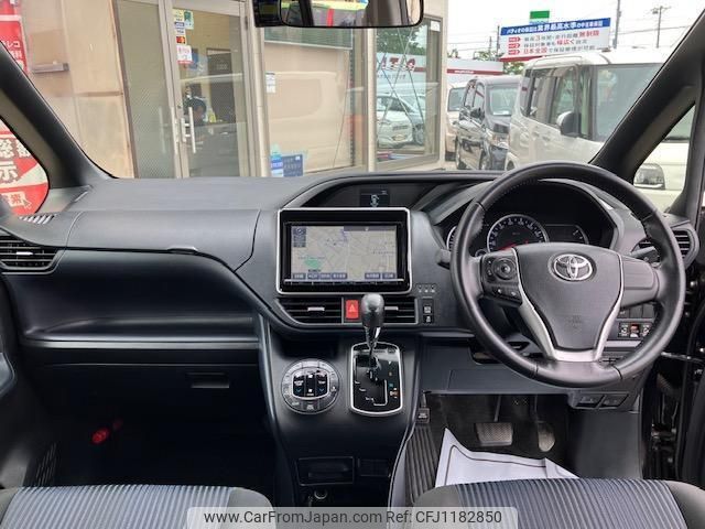 toyota voxy 2015 quick_quick_ZRR80W_ZRR80-0145277 image 2