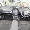 toyota prius 2019 CFJ1406518 image 2