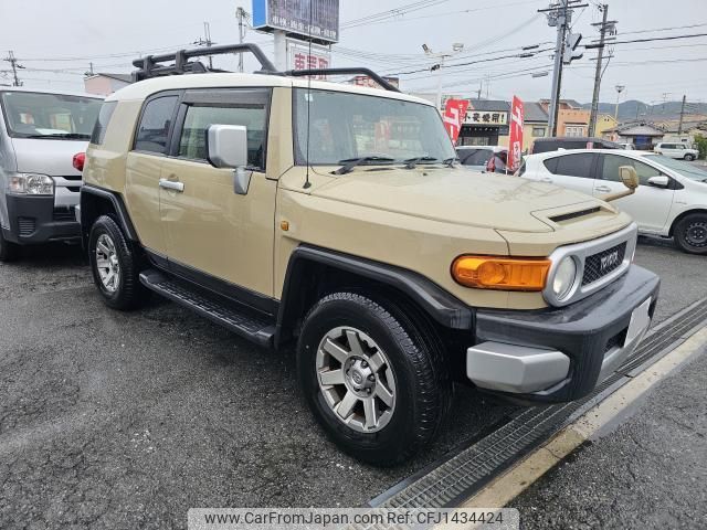 toyota fj-cruiser 2017 quick_quick_CBA-GSJ15W_0135781 image 1