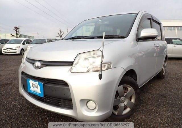 toyota sienta 2012 REALMOTOR_N2025010062F-24 image 1