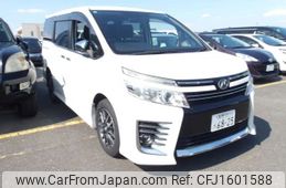 toyota voxy 2015 CFJ1601588