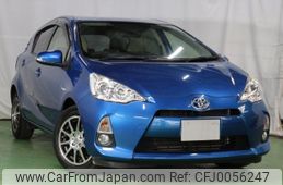 toyota aqua 2013 -TOYOTA--AQUA NHP10--6142260---TOYOTA--AQUA NHP10--6142260-