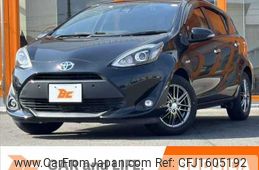 toyota aqua 2019 CFJ1605192