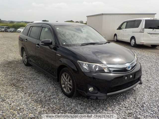 toyota corolla-fielder 2014 -TOYOTA--Corolla Fielder DAA-NKE165G--NKE165-7051858---TOYOTA--Corolla Fielder DAA-NKE165G--NKE165-7051858- image 1