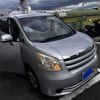 toyota noah 2009 CFJ1673715 image 3