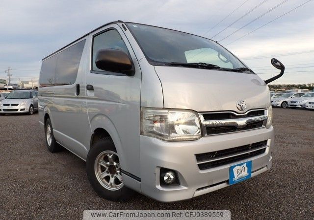 toyota hiace-van 2011 REALMOTOR_N2024100304F-24 image 2