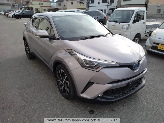 toyota c-hr 2018 quick_quick_DAA-ZYX10_ZYX10-2141143 image 2