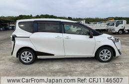toyota sienta 2015 NIKYO_GX13405