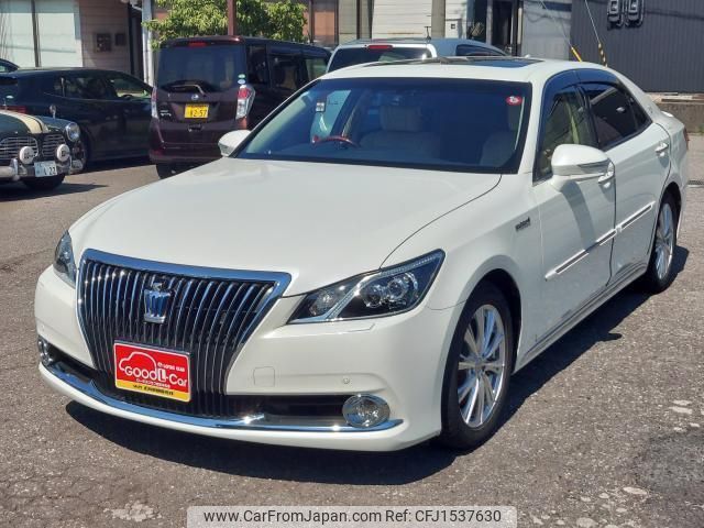 toyota crown-majesta 2014 CFJ1537630 image 1