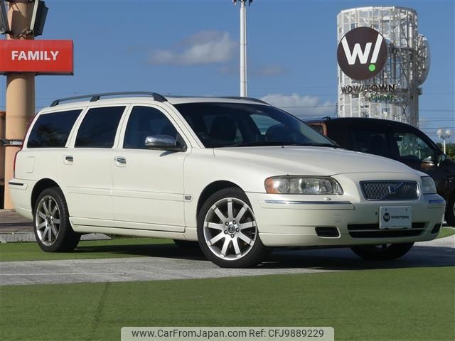 volvo v70 2006 -VOLVO--Volvo V70 CBA-SB5254W--YV1SW595961575614---VOLVO--Volvo V70 CBA-SB5254W--YV1SW595961575614- image 1