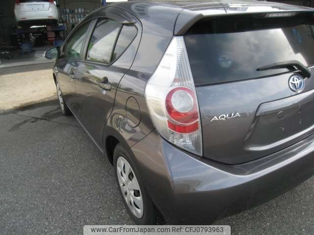 toyota aqua 2014 -TOYOTA--AQUA DAA-NHP10--NHP10-6267203---TOYOTA--AQUA DAA-NHP10--NHP10-6267203- image 2