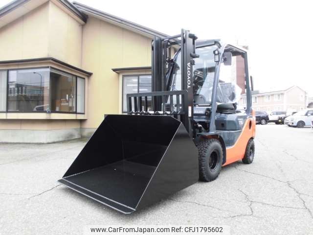 toyota forklift 2025 CFJ1795602 image 1