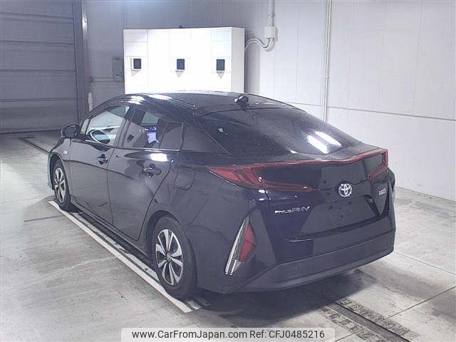 toyota prius-phv 2017 -TOYOTA--Prius PHV ZVW52-3006512---TOYOTA--Prius PHV ZVW52-3006512- image 2