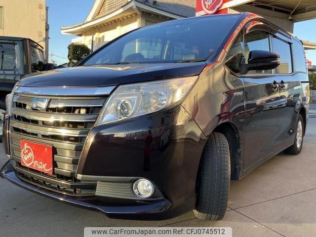 toyota noah 2014 quick_quick_DAA-ZWR80G_ZWR80-0014265 image 1