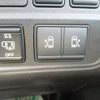 nissan serena 2017 CFJ1682164 image 25
