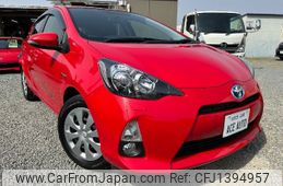 toyota aqua 2013 CFJ1394957