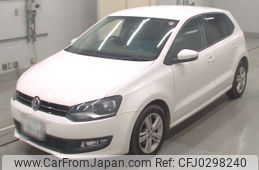 volkswagen polo 2014 -VOLKSWAGEN 【水戸 530せ9064】--VW Polo 6RCBZ-WVWZZZ6RZEU035958---VOLKSWAGEN 【水戸 530せ9064】--VW Polo 6RCBZ-WVWZZZ6RZEU035958-