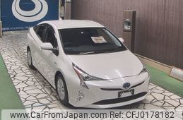 toyota prius 2017 -TOYOTA--Prius ZVW50-6098002---TOYOTA--Prius ZVW50-6098002-