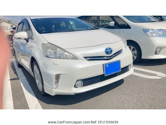 toyota prius-α 2013 CFJ1539659 image 1